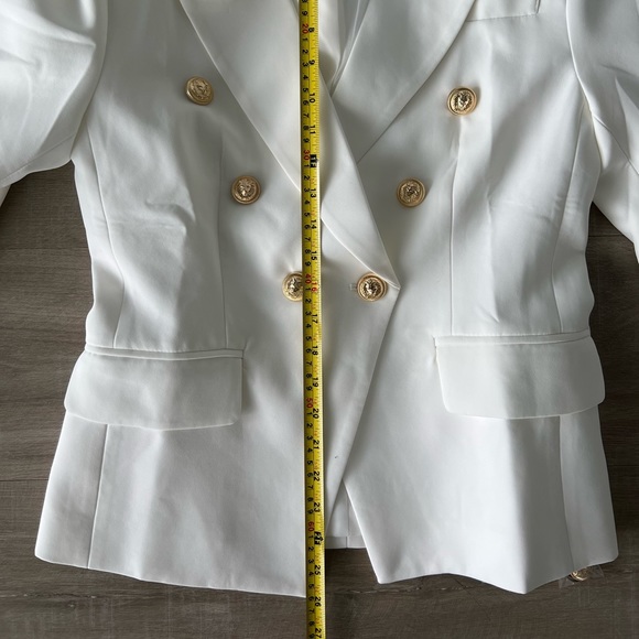 COPY - White double breasted Blazer - Picture 7 of 7